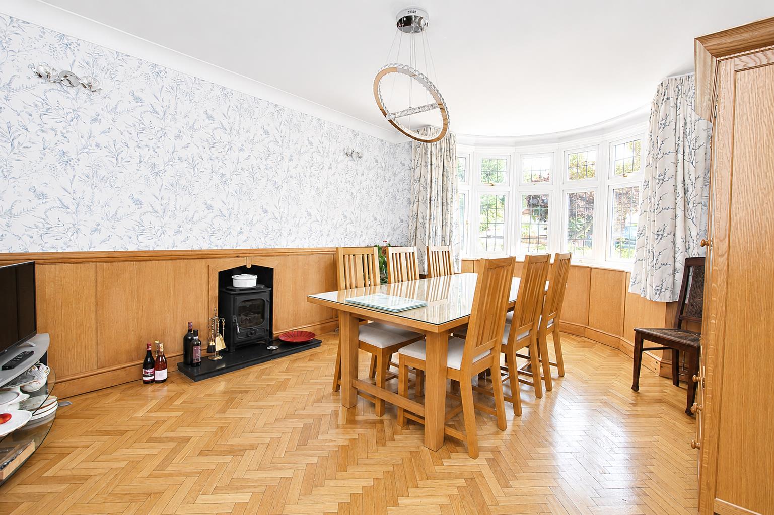 4 bed property in The Drive, Wallington